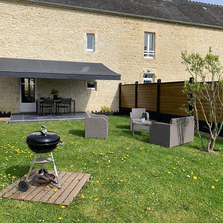 Gite Avec Jardin A 1,5 Km Des Plages Du Debarquement Tracy-sur-Mer ภายนอก รูปภาพ